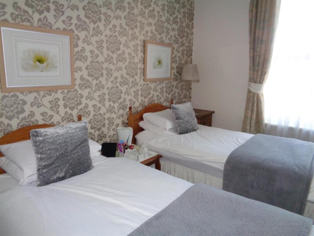 The Broadfield Bridlington Quarto foto